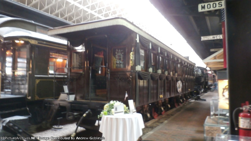 Lincoln Funeral Car